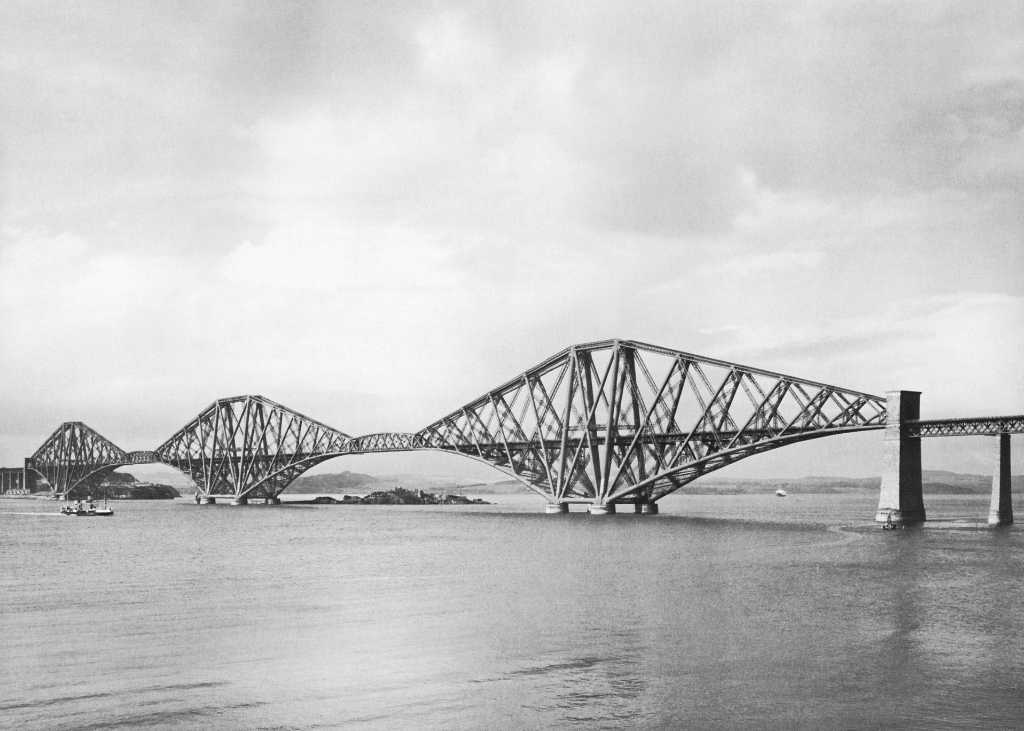 The Forth Bridge over the Firth of Forth ? MEMENTO MUNDI